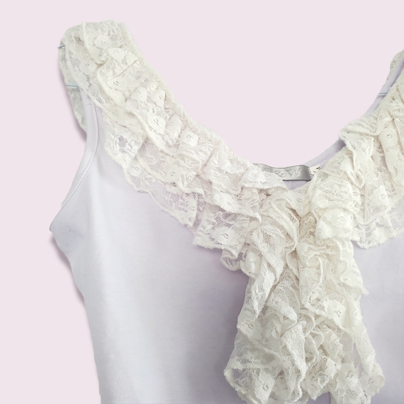 5/20$ - S&W - Women's Ruffles Top - S/M - Picture 3 of 7